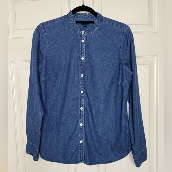 J. Crew Chambray Button Up Top With Ruffles Harbor Blue Wash Size M #BD262 - Picture 2 of 11